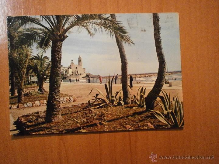 Postales: POSTAL SITGES PASEO Y PUNTA PROMENADE CIRCULADA - Foto 1