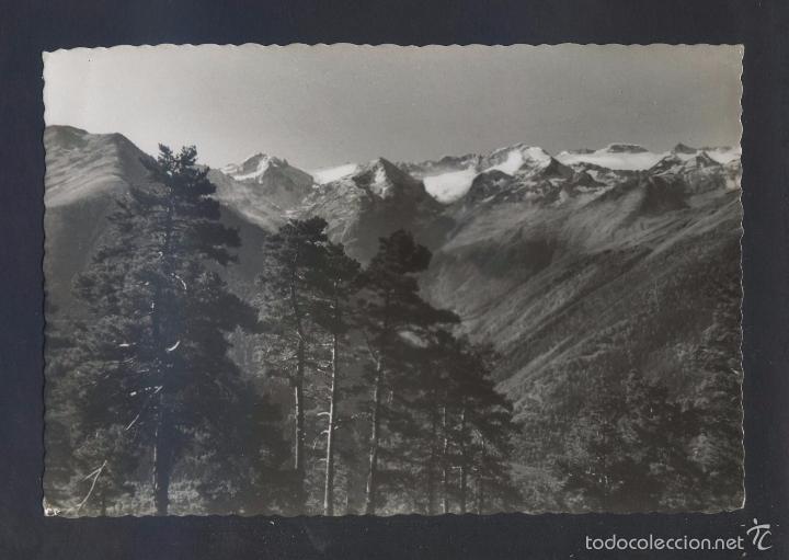 Postales: Era Artiga de Lin. *Artiga de Lin. Picos Maladeta y Aneto* Ed. Oficina de Turismo n&ordm; 274. Nueva.