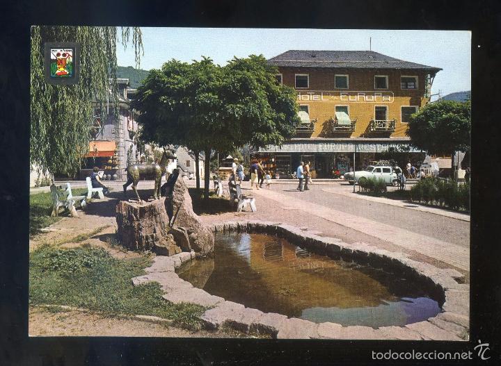 Postales: Les *Vall d&acute;Aran. Les. Pla&ccedil;a del&acute;Ajuntament* Ed. Fisa n&ordm; 2271. Circulada Les 1966.