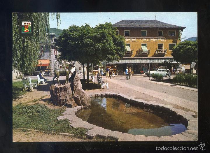 Postales: Les *Vall d&acute;Aran. Les. Pla&ccedil;a...* Ed. Fisa n&ordm; 2270. Al dorso *Cedosa* Nueva.