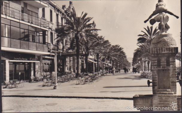 Postales: POSTAL BADALONA LA RAMBLA - Foto 1