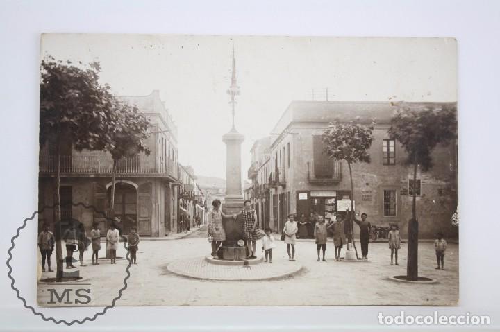 Postcards: Antigua Postal Fotogr&aacute;fica Animada - 11. San Vicente de Castellet. Plaza Constituci&oacute;n- A&ntilde;os 30