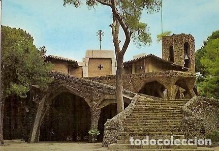 Cartoline: POSTAL A COLOR 20104 GAUDI SANTA COLOMA DE CERVELLO IGLESIA DE LA COLONIA GUELL ED BEASCOA
