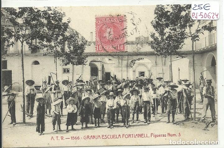 Postcards: (PS-50624)POSTAL DE FIGUERAS-GRANJA ESCUELA FORTIANELL.A.T.V.1566