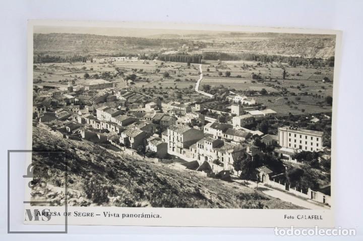 Cartes Postales: Postal Fotogr&aacute;fica - Artesa de Segreo. Vista Panor&aacute;mica - Ed. Le&oacute;n Baella - Circulada, 1956 - #PJS