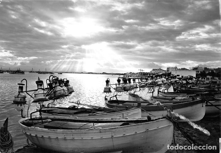 Postales: ROSAS (COSTA BRAVA).- PUESTA DE SOL - Foto 1