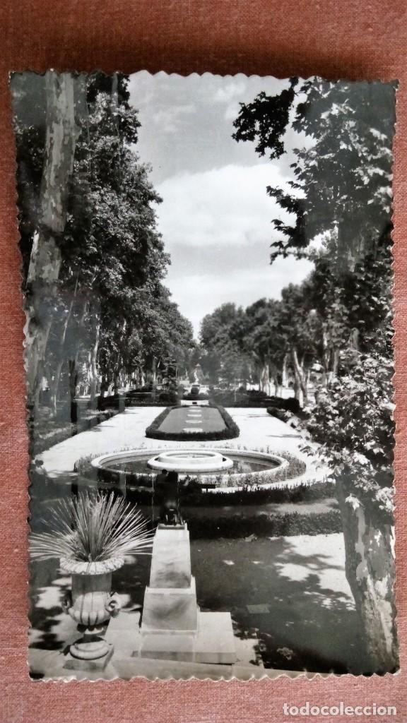 Postales: ANTIGUA POSTAL, LERIDA - CAMPOS ELISEOS, JARDINES, A&Ntilde;O 1958