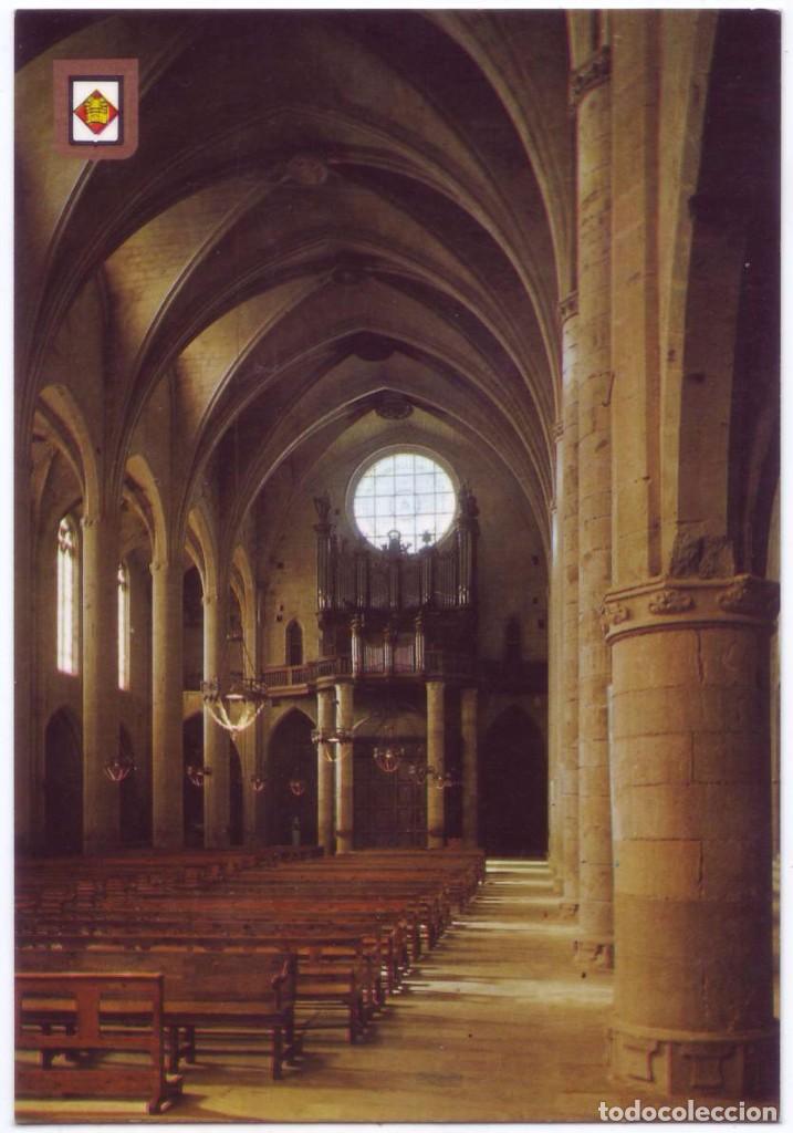 Postales: Castell&oacute; d&rsquo;Emp&uacute;ries (Gerona): Interior de la Iglesia. Escudo de oro. No circulada (A&ntilde;os 70)