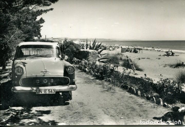 Postales: TORREDEMBARRA--COCHE OPEL -LA PLAYA- 1961-FOTOGR&Aacute;FICA SEGU- MUY RARA
