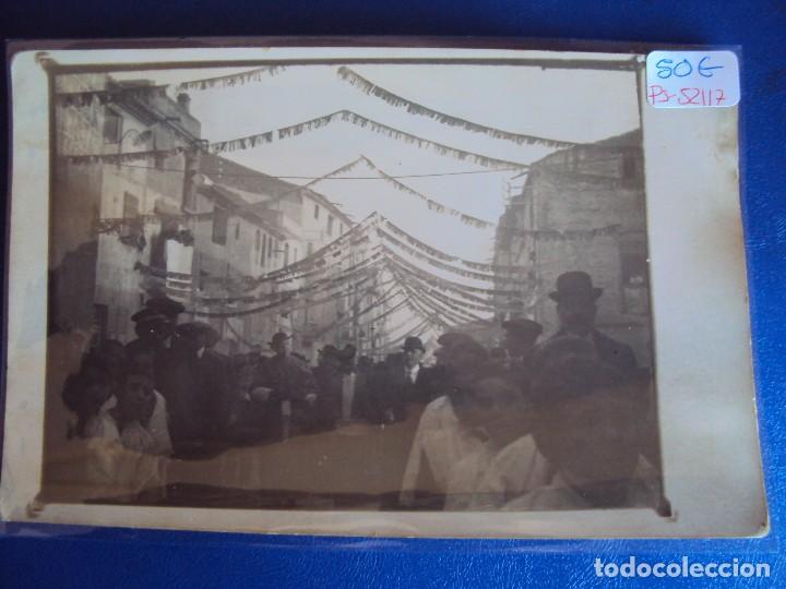 Postcards: (PS-52117)POSTAL FOTOGRAFICA DE CONSTANTI ???-FIESTA POPULAR
