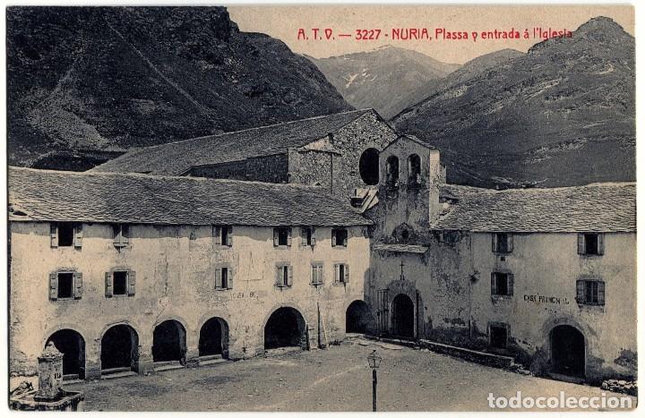 Cartoline: a01823 3227 nuria plassa y entrada a l'iglesia atv n&ordm;3227