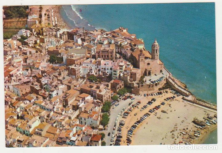 Cartes Postales: Sitges.- Vista Aerea de la Iglesia.