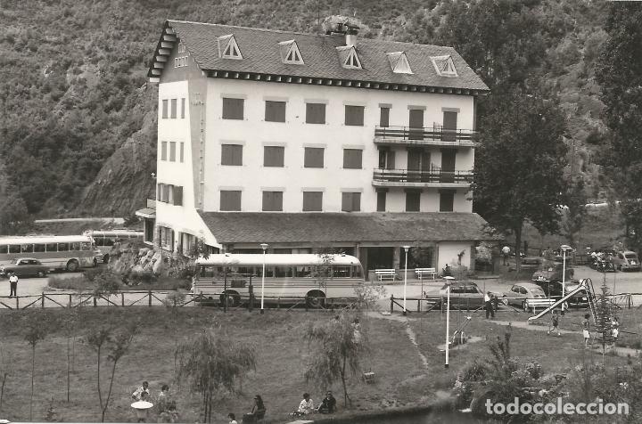 Postales: CASTELLAR DE N'HUG, HOSTAL LES FONTS - FOTO DESEURAS - S/C