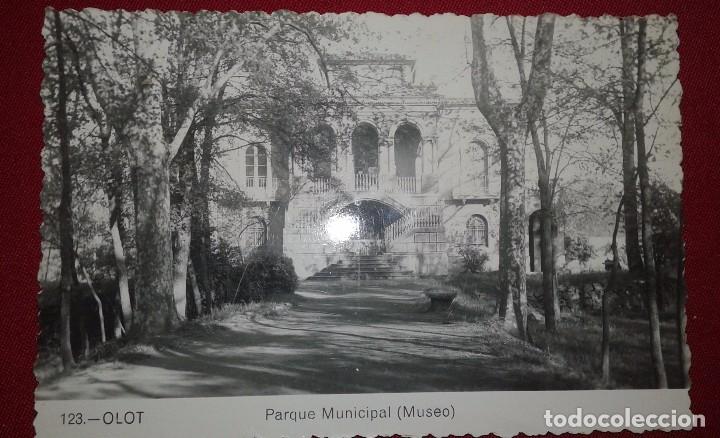 Postales: POSTAL DE OLOT - PARQUE MUNICIPAL (MUSEO) - Foto 1