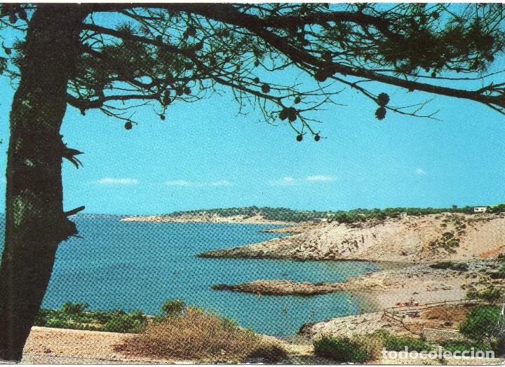 Cartes Postales: SALOU-TARRAGONA.PLAYA DE LOS LIRIOS . CON SELLO  XXV A&Ntilde;OS DE PAZ