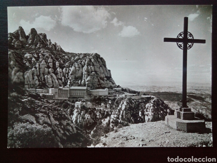 Postales: Postal de Montserrat. El Monasterio desde San Miguel.