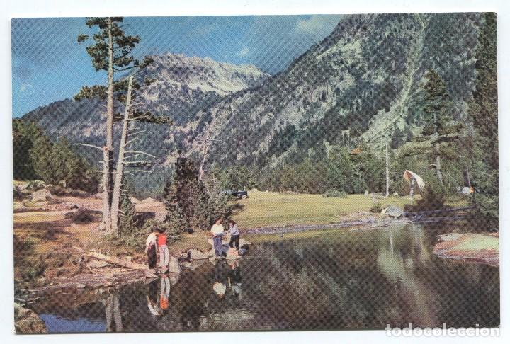 Postales: PARQUE NACIONAL DE AIG&Uuml;ES TORTES.  (PIRINEOS CENTRALES). CAMPA&Ntilde;A Y J. PUIG FERR&Aacute;N.