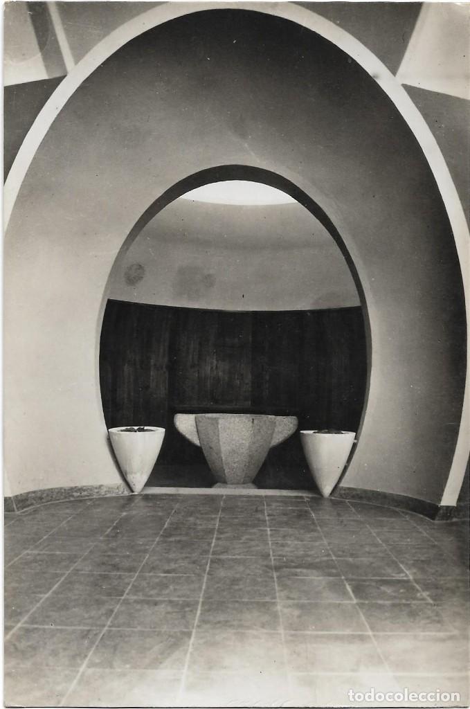 Postales: PONT DE SUERT .- IGLESIA NUEVA PILA BAUTISMAL .- FOTO CAMPA&Ntilde;&Aacute; PUIG-FERRAN SERIE I N&ordm; 1452