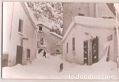 Postkarten: ANTIGUA POSTAL MONTSENY PLAZA DEL PUEBLO NEVADO