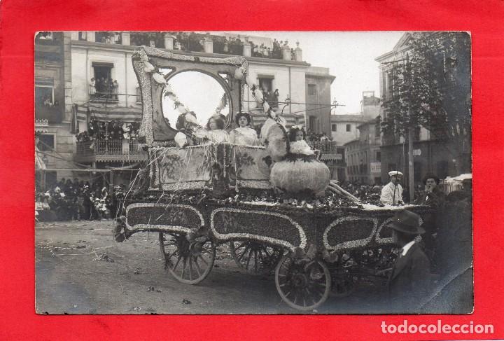 Postales: barcelona. batalla de flores - Foto 1