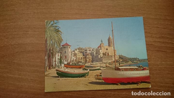Postales: POSTAL SITGES DETALLE DE LA PLAYA CIRCULADA - Foto 1