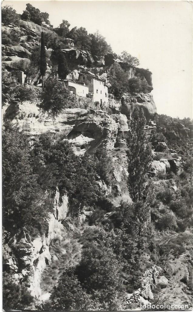 Postales: PRADES .- ERMITA DES DEL CINGLE .- CIRCULADA 1967 - Foto 1