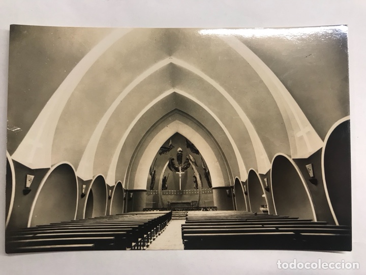 Postales: PONT DE SUERT (Lerida) Pirineo Central Postal Serie 1 No.1422 Iglesia Nueva. INTERIOR. (h.1950?)