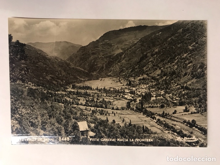 Postales: VALLE DE ARAN (Lerida) Postal No.8448. Vista General hacia la Frontera. Edita: Zerkowitz (h.1950?)