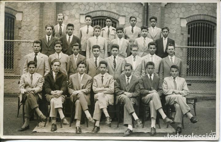 Postales: BARCELONA-ESCUELA INDUSTRIAL ALUMNOS.-POSTAL FOTOGR&Aacute;FICA.
