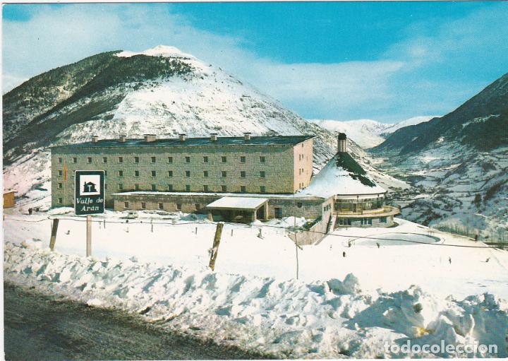Postales: viella, valle de aran, parador nacional de turismo al fondo