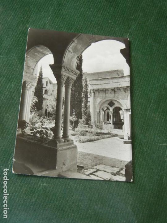 Postales: MONASTERIO DE POBLET - VISTA PARCIAL DEL CLAUSTRO - CLISE PLASENCIA PO 1958