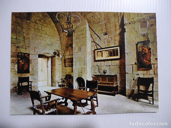 Postales: Real Monasterio de Poblet n. 41. La sala del calefactorio Ed. RO. Nueva sin circular