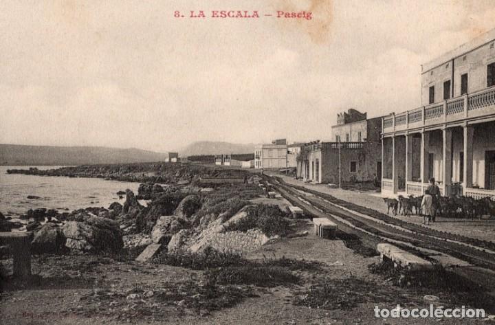 Postales: la escala. 8 paseig - Foto 1
