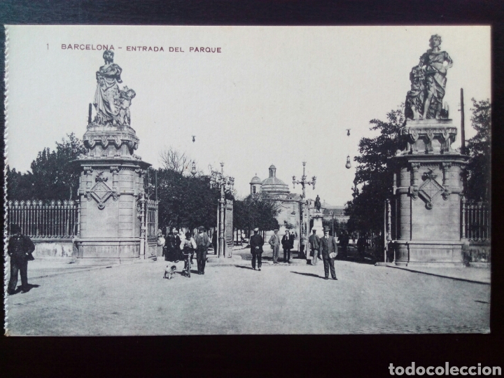 Postales: Postal de Barcelona. Entrada del Parque. - Foto 1