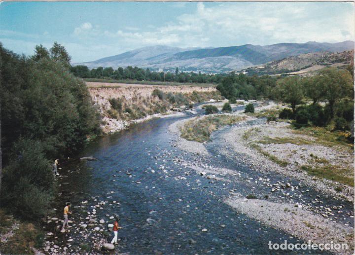 Postales: puigcerda, pescando en el segre, gerona - Foto 1