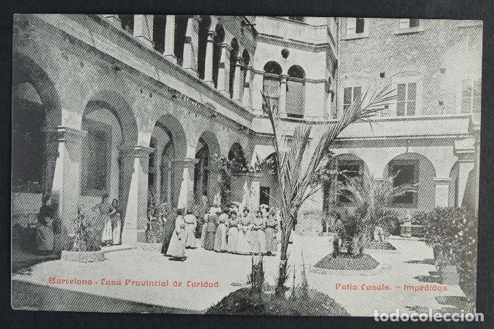 Postales: Postal original-Barcelona, casa provincial de caridad. Patio Casals, impedidas