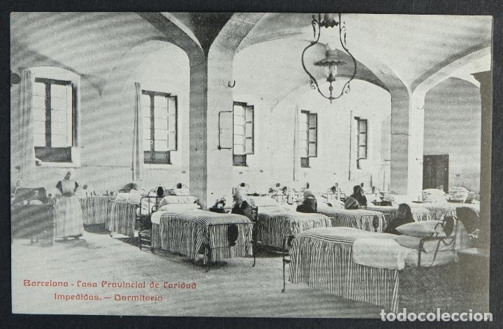 Postales: Postal original-Barcelona, casa provincial de caridad. Impedidas, dormitorio