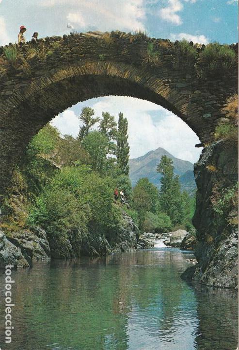 Postales: el pallars, lladros, puente primitivo sobre el rio cardos, lerida