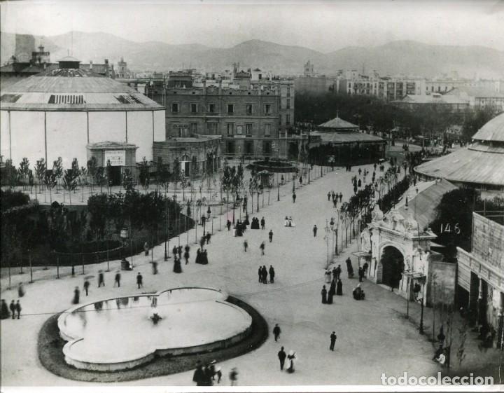 Postales: BARCELONA-PLAZA CATALU&Ntilde;A- A&Ntilde;O 1888- COPIA FOTOGR&Aacute;FICA ARCHIVO HIST&Oacute;RICO DEL A&Ntilde;O 1953- 17 X 23