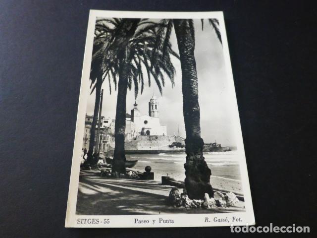 Postales: SITGES BARCELONA PASEO Y PUNTA - Foto 1