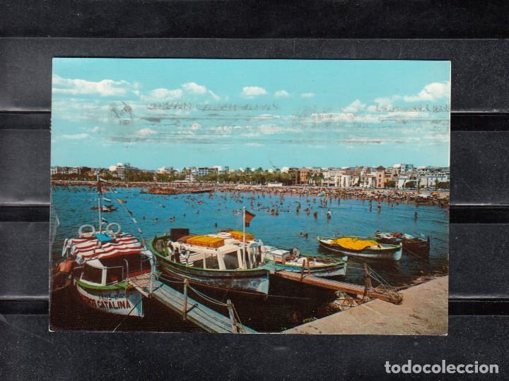 Postales: SITGES. EMBARCADERO Y PLAYA - Foto 1