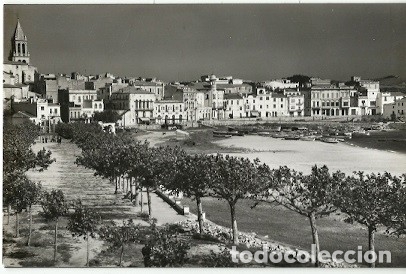 Cartes Postales: ANTIGUA POSTAL SERIE 5 COSTA BRAVA N&ordm; 7 PALAMOS PASEO Y PLAYA FOTO J CEBOLLERO