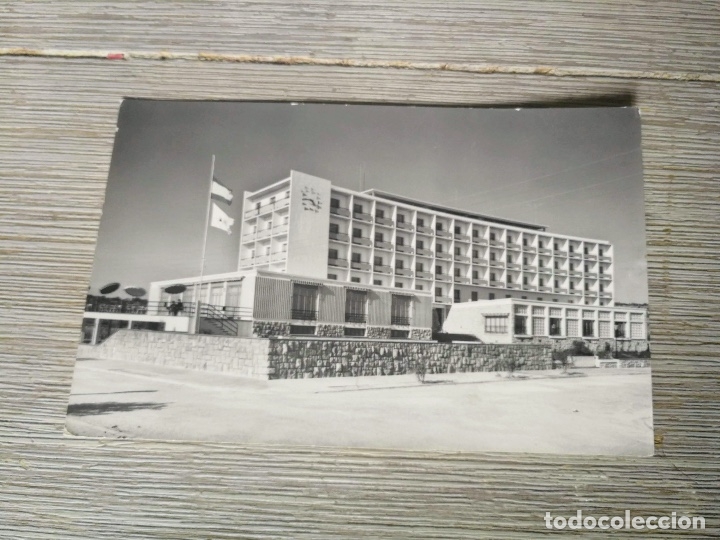 Postales: RESIDENCIA MARITIMA PARA LOS EMPLEADOS DEL BANCO HISPANO AMERICANO EN COMARRUGA - FACHADA PRINCIPAL