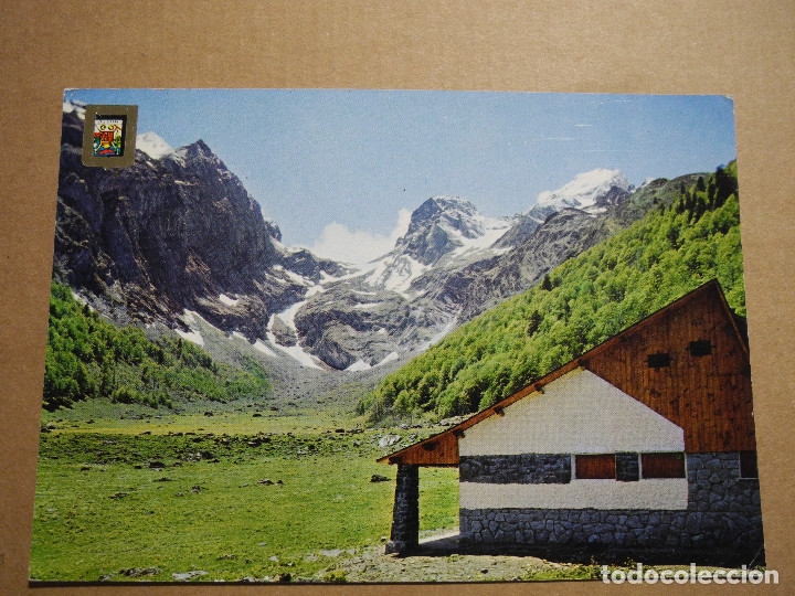 Postales: VAll d'Aran. Pla de l'Artiga de Lin i Refugi. Escudo de oro 5268 Circulada 1972