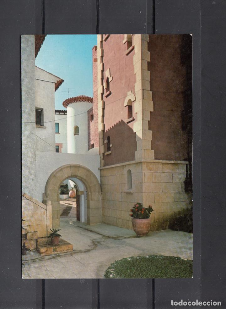 Postales: N&ordm; 22 RODA DE BARA. ROC SAN CAYETANO. DETALLE ARCO