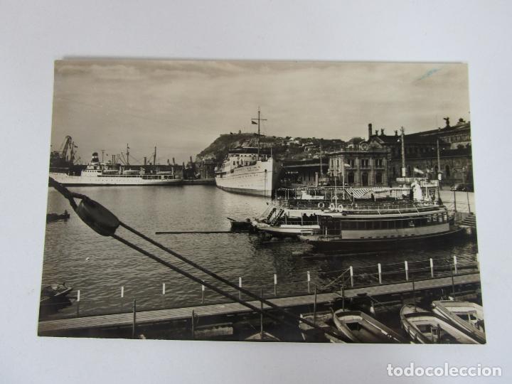 Postales: Postal - Barcelona - Detalle del Puerto - Años 50 - Foto 1 - 195210047
