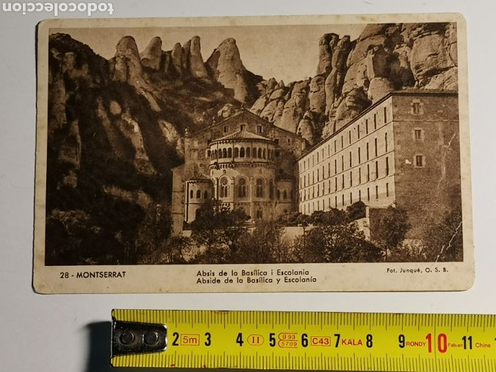 Cartoline: Postal de Montserrat n&ordm;28 Abs&iacute;s de la Bas&iacute;lica y escolan&iacute;a. Foto Junqu&eacute;. Huecograbado Mumbr&uacute;