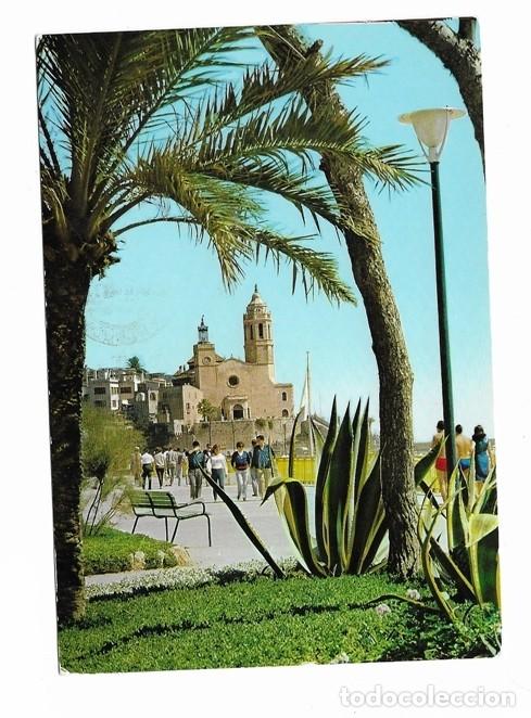 Postales: SITGES - JARDINES E IGLESIA (1976) - Foto 1