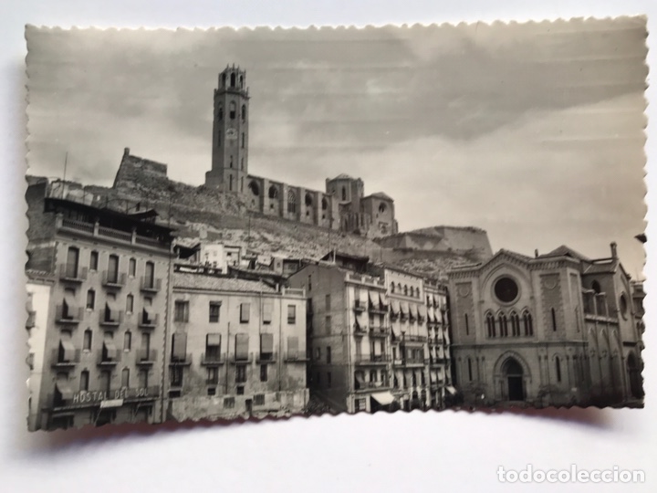 Postales: LERIDA, Postal No.11, Iglesia de San Juan y antigua de la Seo. Edic. Sicilia (a.1956) Escrita..