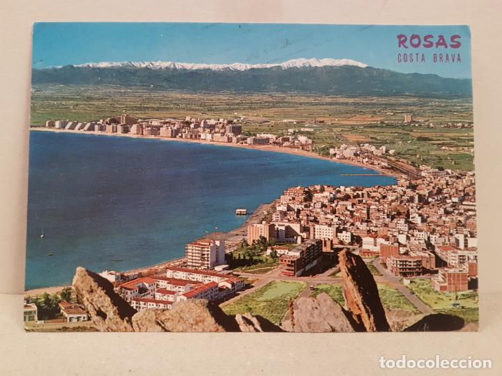 Postales: antigua postal rosas costa brava vista general y pirineos circulada